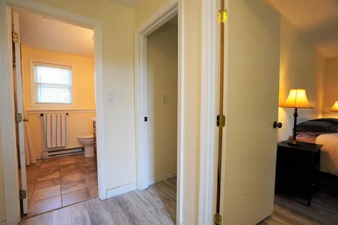 12r Lancelot Drive Derry NH 03038