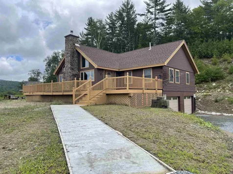 8 Fenn Way Circle Bath NH 03740
