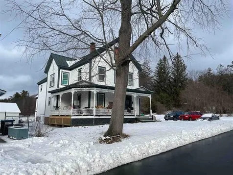 14 Grove Street Newport NH 03773