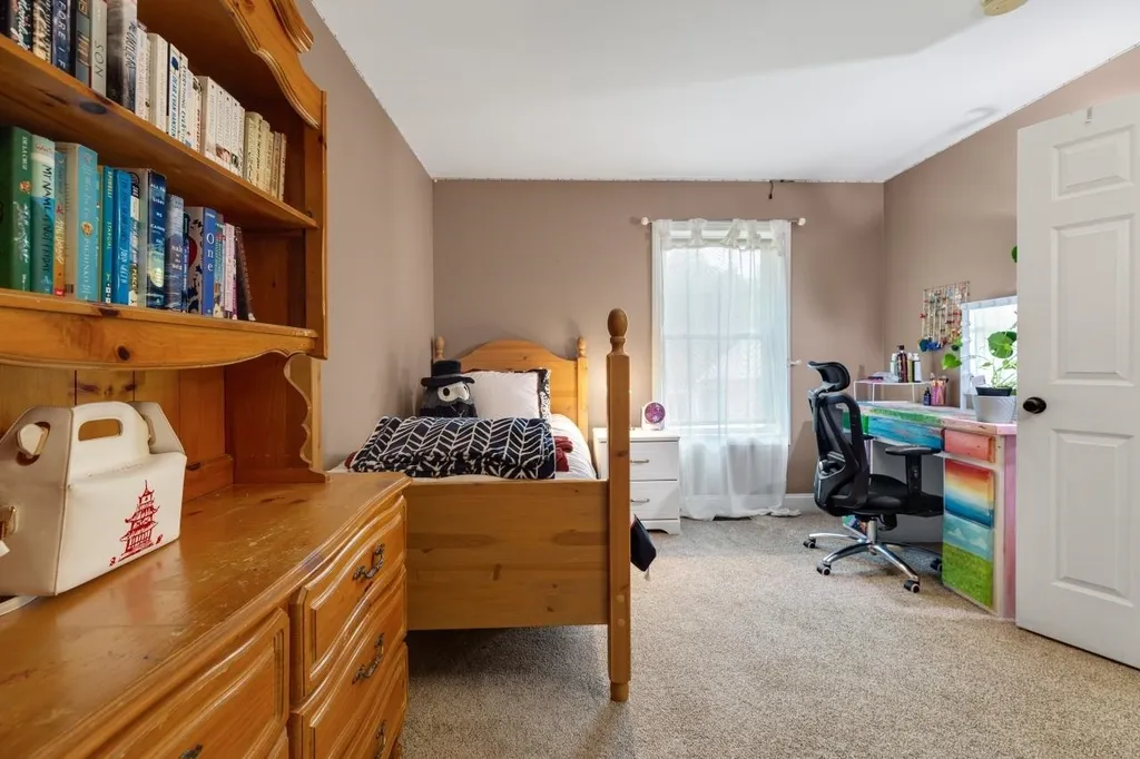 67 Robbe Farm Road Peterborough NH 03458
