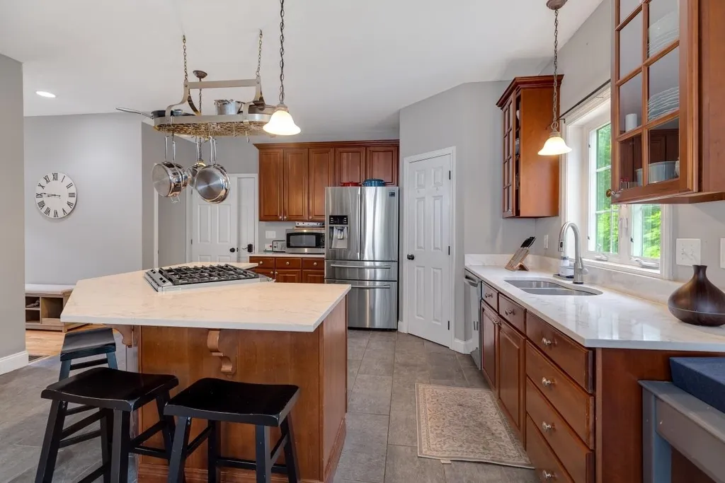 67 Robbe Farm Road Peterborough NH 03458