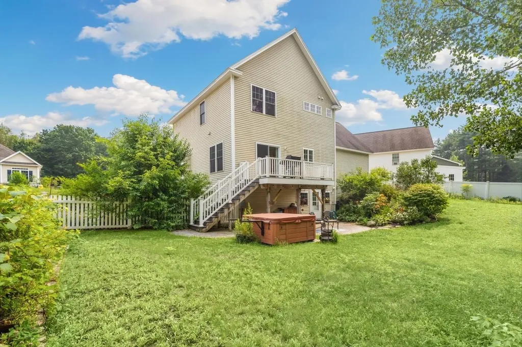 67 Robbe Farm Road Peterborough NH 03458