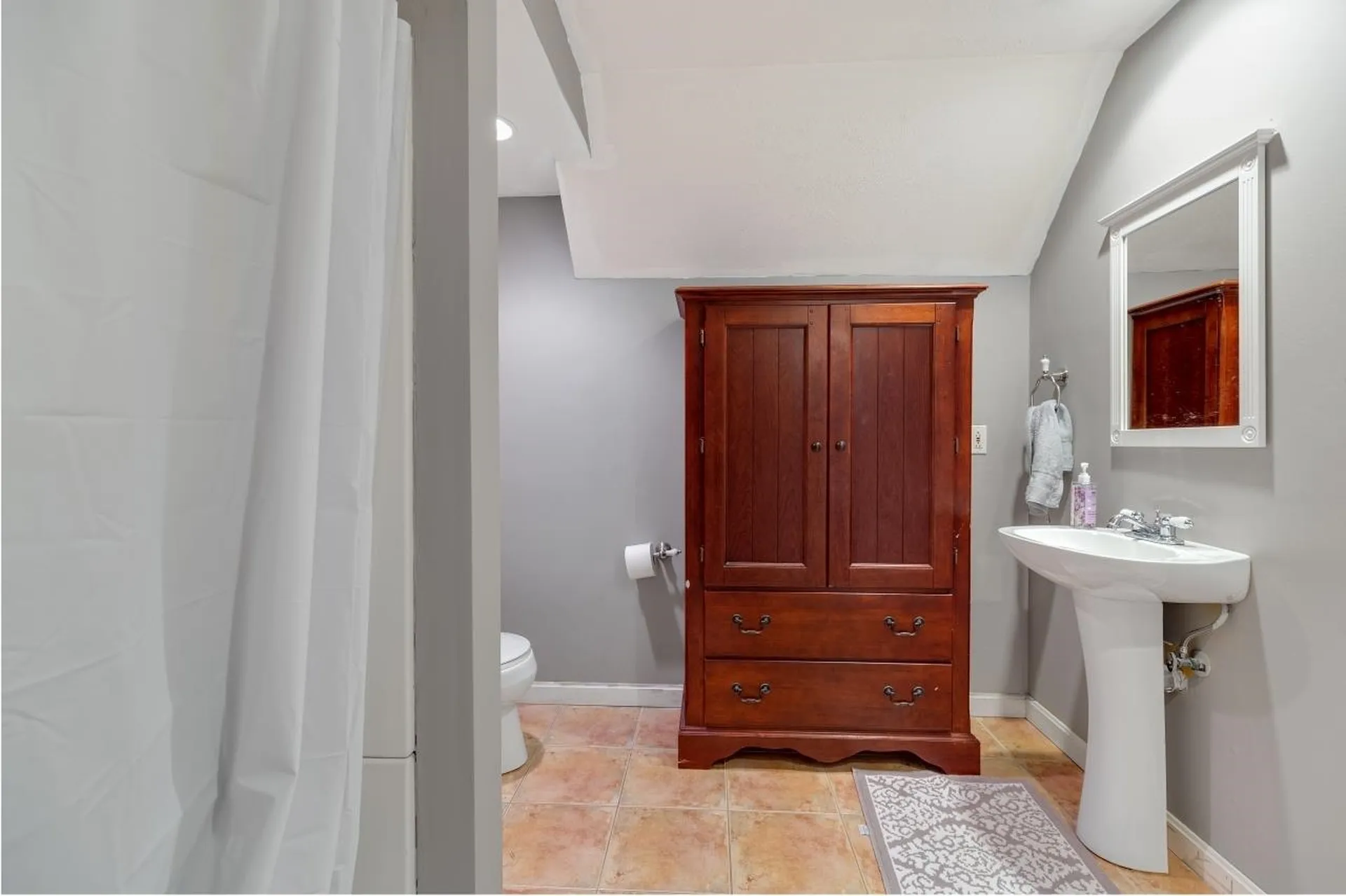 67 Robbe Farm Road Peterborough NH 03458