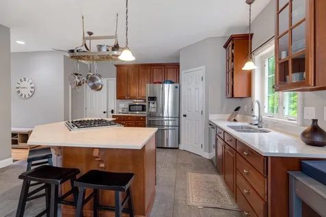 67 Robbe Farm Road Peterborough NH 03458