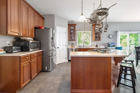 67 Robbe Farm Road Peterborough NH 03458