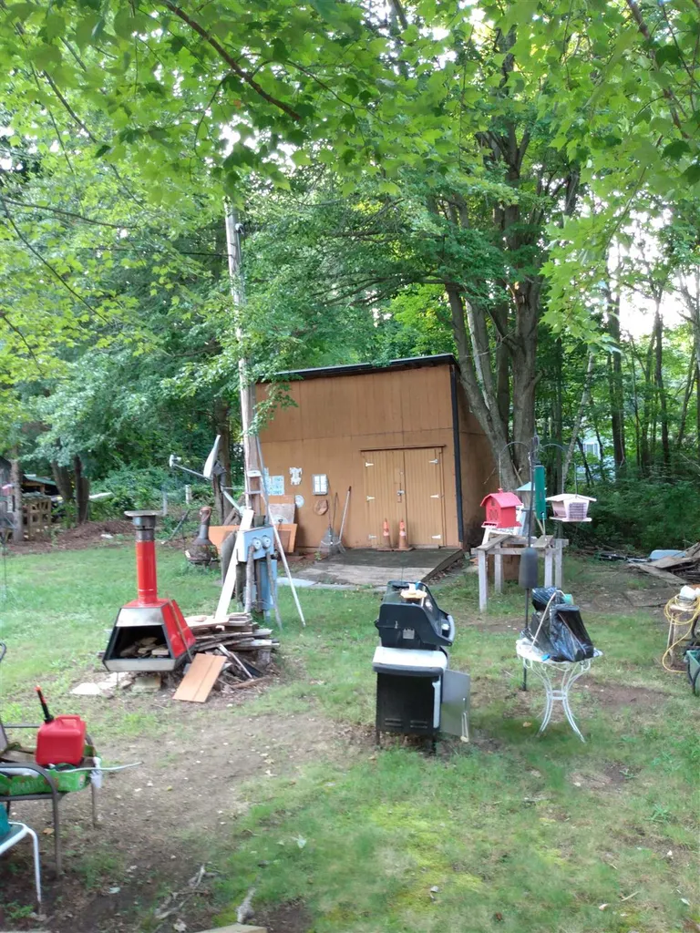 80 Cotton Farm Road Danville NH 03819