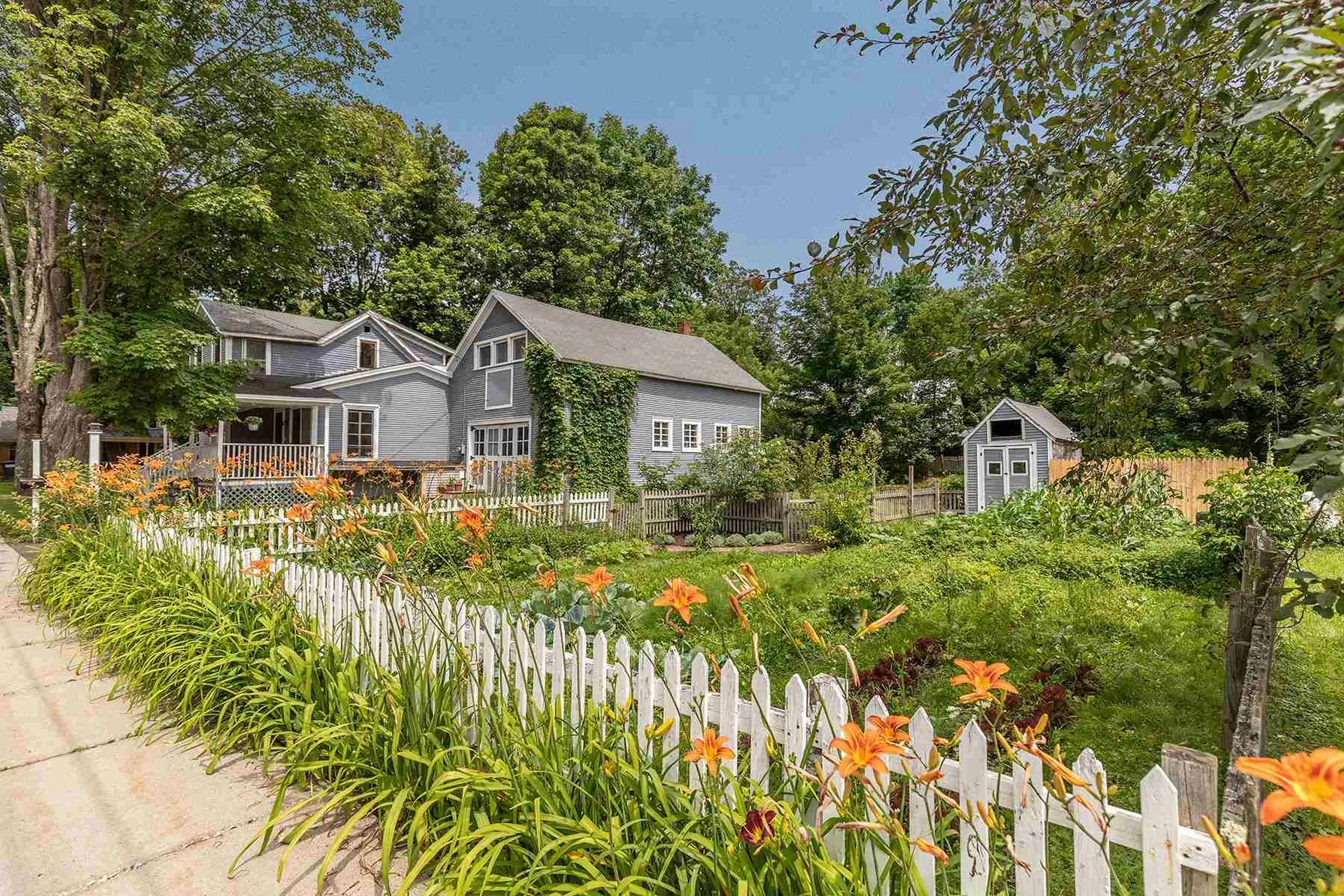89 Stowe Street Waterbury VT 05676