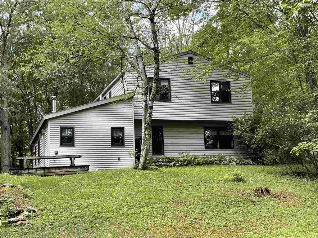 274 Old Stage Road Essex VT 05446
