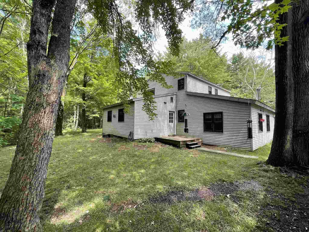 274 Old Stage Road Essex VT 05446