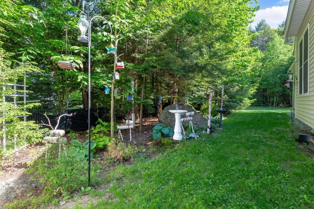 9 Robbe Farm Road Peterborough NH 03458