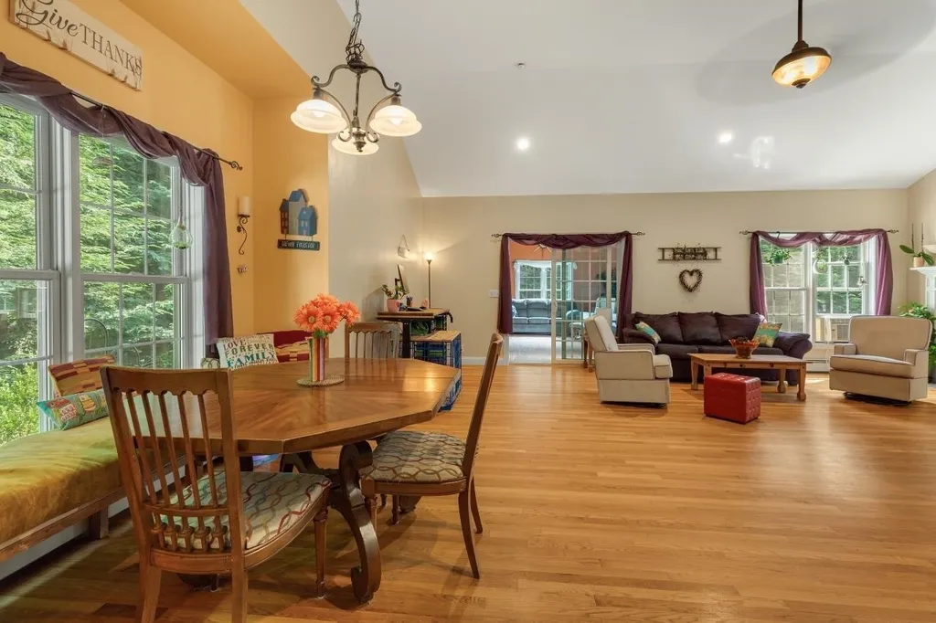 9 Robbe Farm Road Peterborough NH 03458