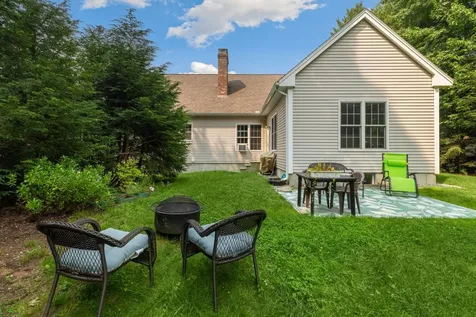9 Robbe Farm Road Peterborough NH 03458
