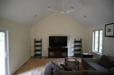 15 Hoyt Road Goffstown NH 03045