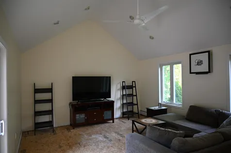15 Hoyt Road Goffstown NH 03045