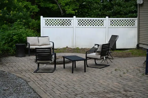 15 Hoyt Road Goffstown NH 03045