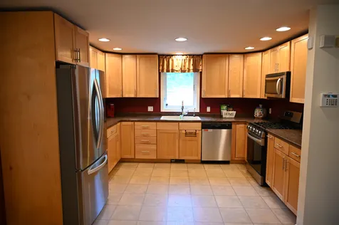 15 Hoyt Road Goffstown NH 03045