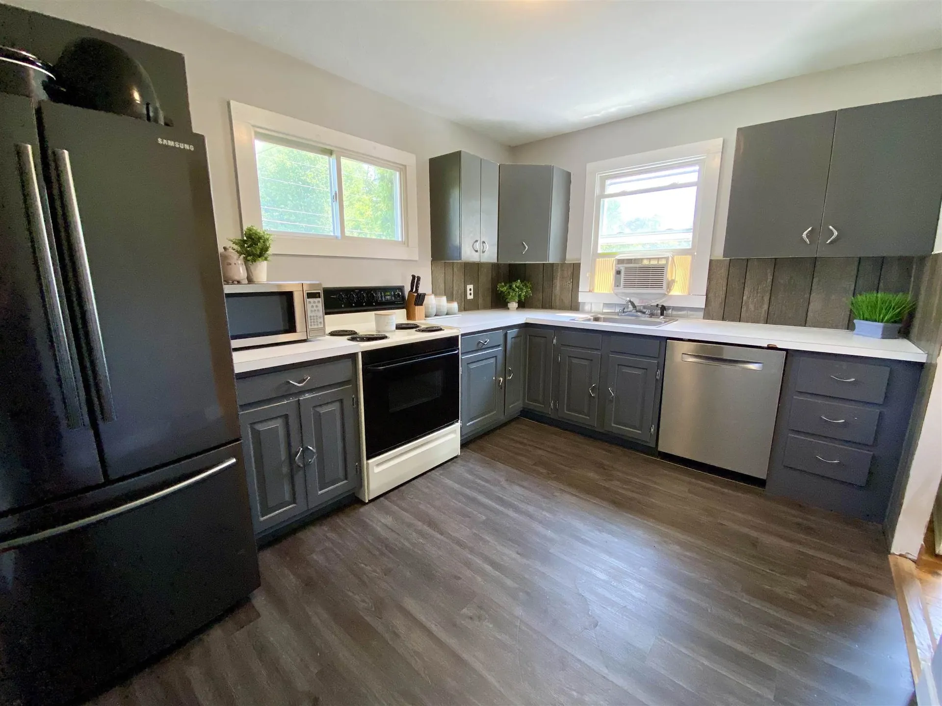 186 Franklin Street Laconia NH 03246