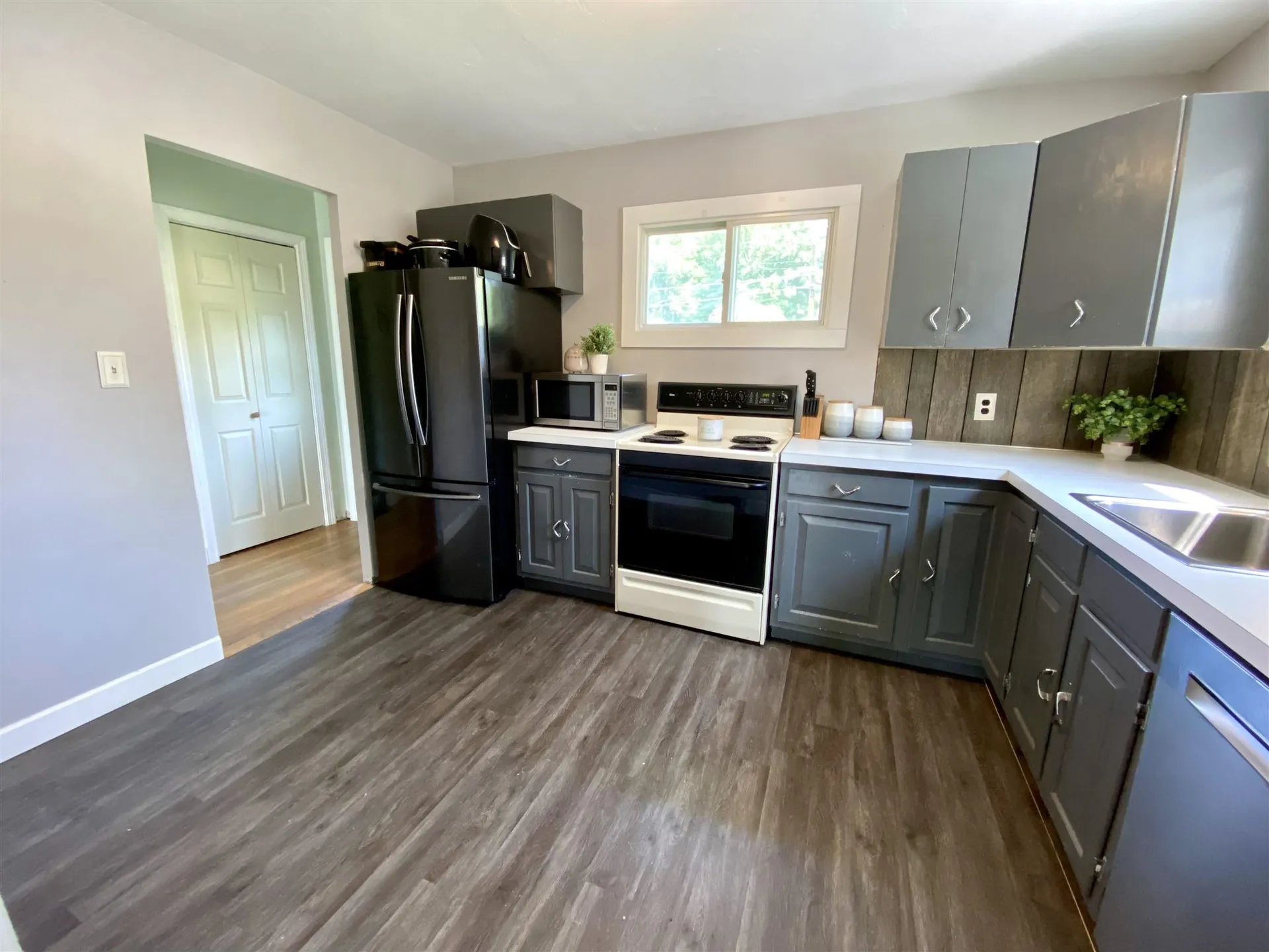 186 Franklin Street Laconia NH 03246