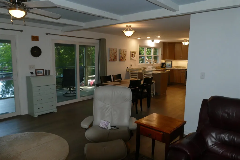 40 Lamprey Drive Nottingham NH 03290