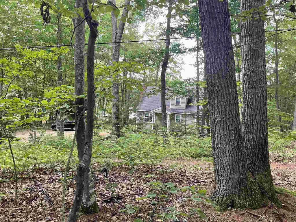 40 Lamprey Drive Nottingham NH 03290