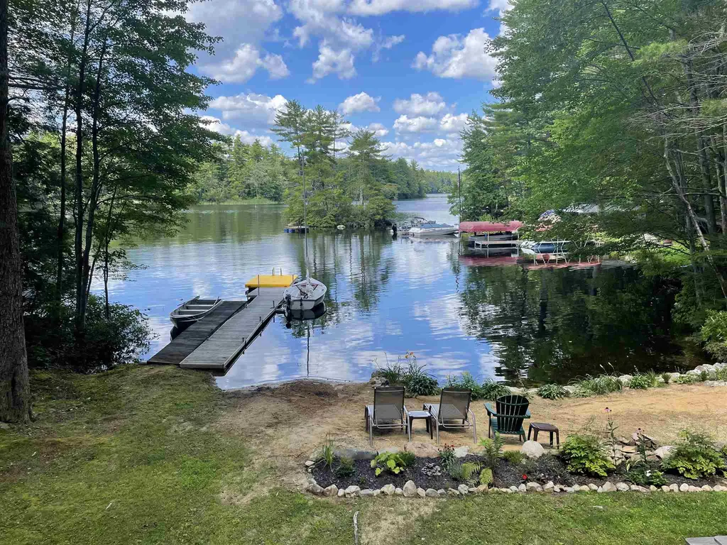 40 Lamprey Drive Nottingham NH 03290