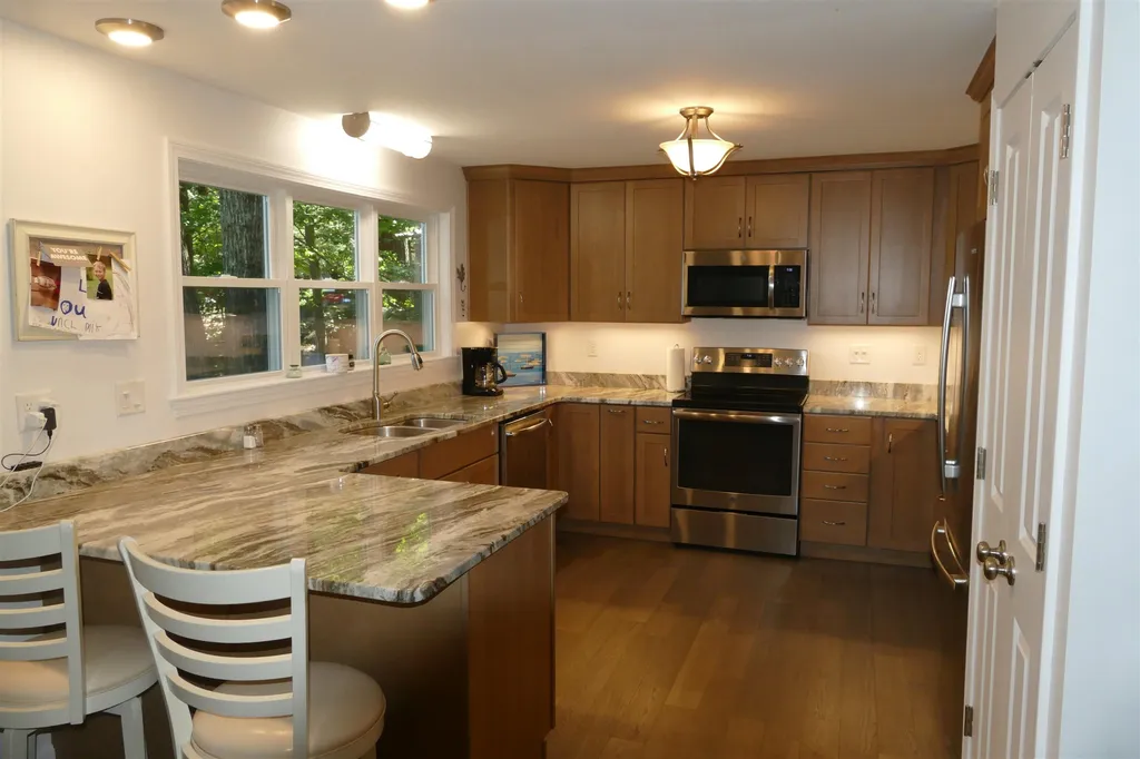 40 Lamprey Drive Nottingham NH 03290