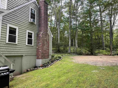 40 Lamprey Drive Nottingham NH 03290