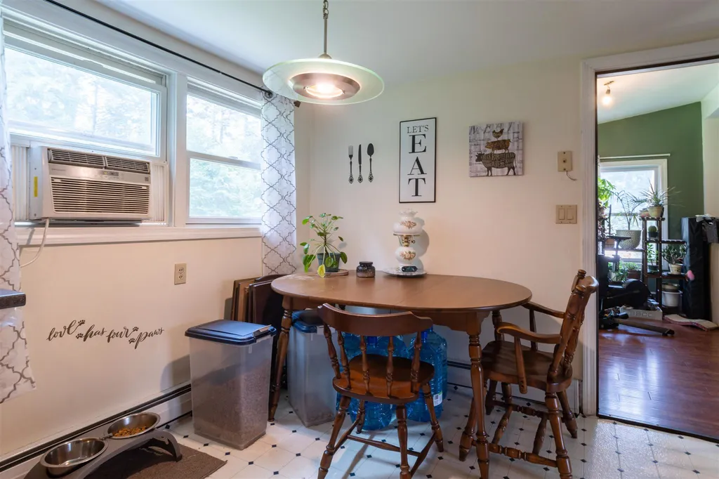 5 Hoyt Street Merrimack NH 03054
