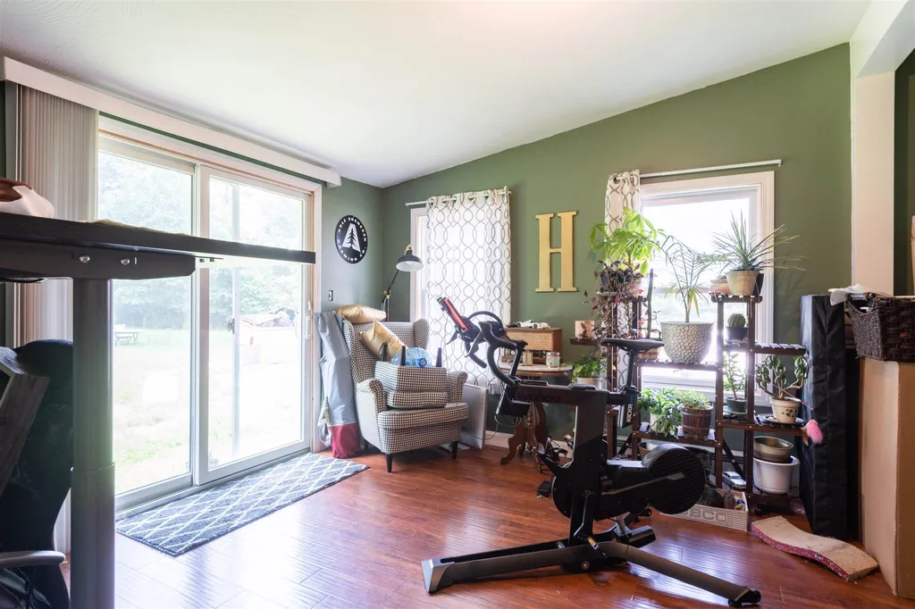 5 Hoyt Street Merrimack NH 03054