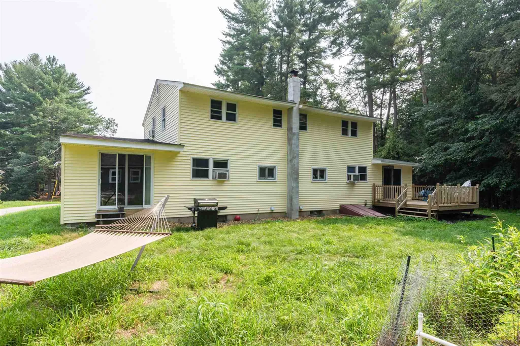 5 Hoyt Street Merrimack NH 03054
