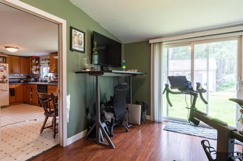 5 Hoyt Street Merrimack NH 03054