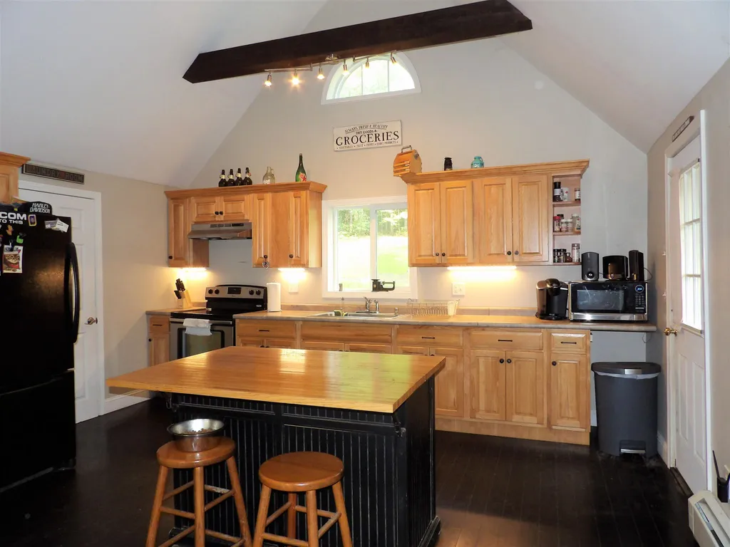 250 Oak Hill Road Northfield NH 03276