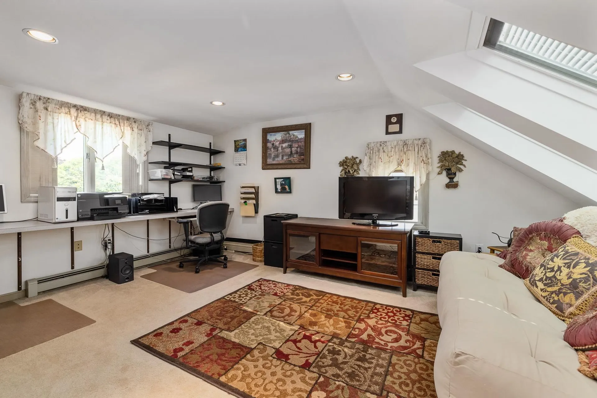 617 Woodbury Avenue Portsmouth NH 03801