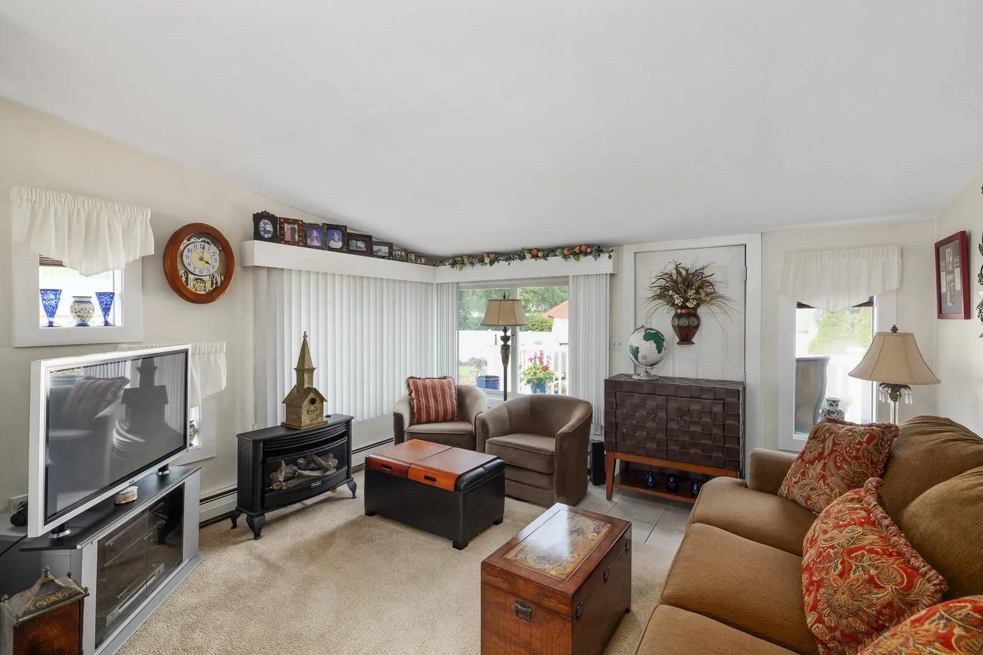 617 Woodbury Avenue Portsmouth NH 03801