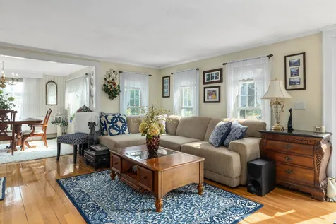 617 Woodbury Avenue Portsmouth NH 03801