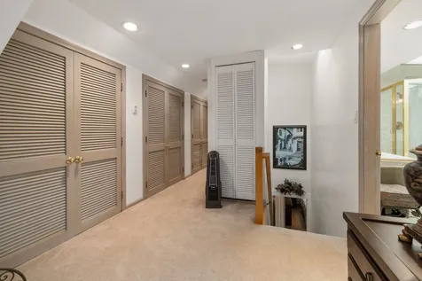 617 Woodbury Avenue Portsmouth NH 03801