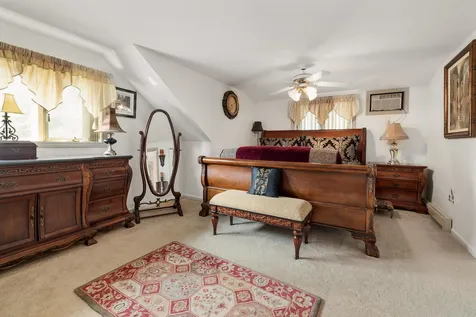 617 Woodbury Avenue Portsmouth NH 03801