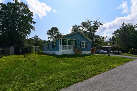 84 Cormier Drive Rochester NH 03867