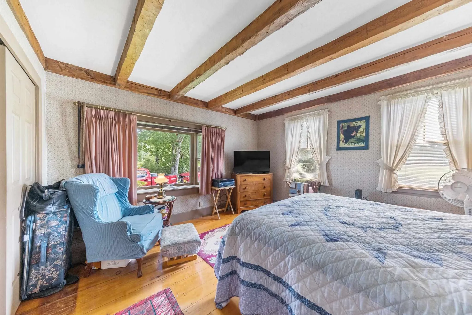15 Middle Road Tuftonboro NH 03894
