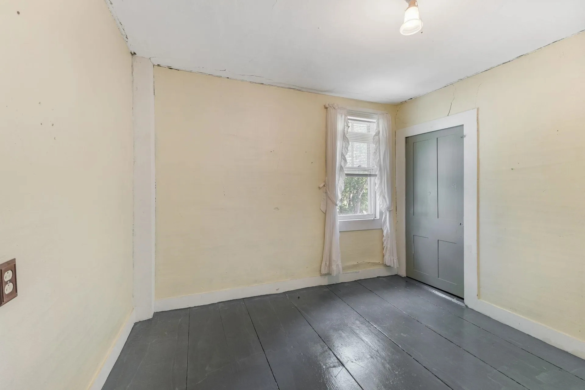 15 Middle Road Tuftonboro NH 03894