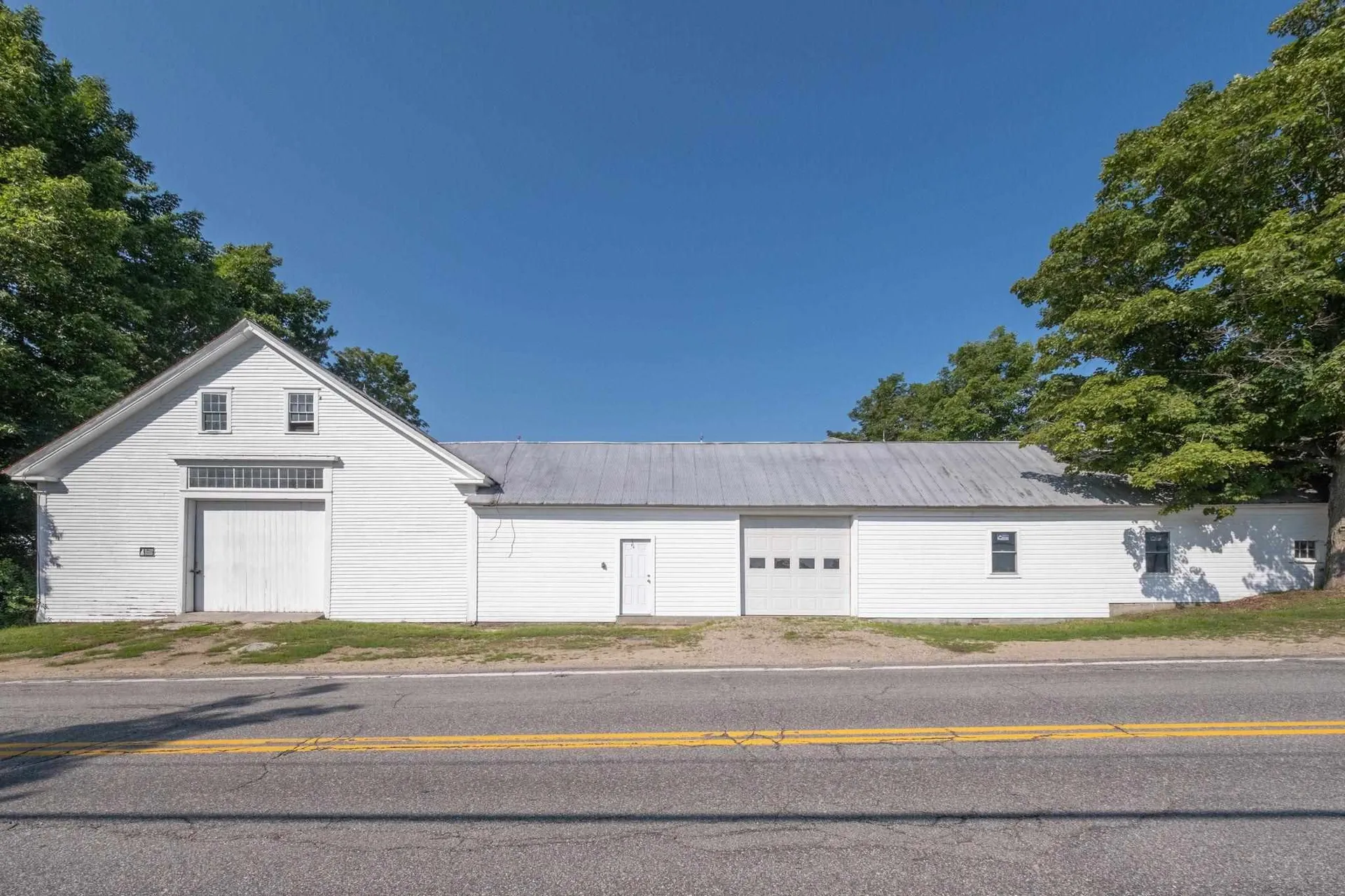 15 Middle Road Tuftonboro NH 03894