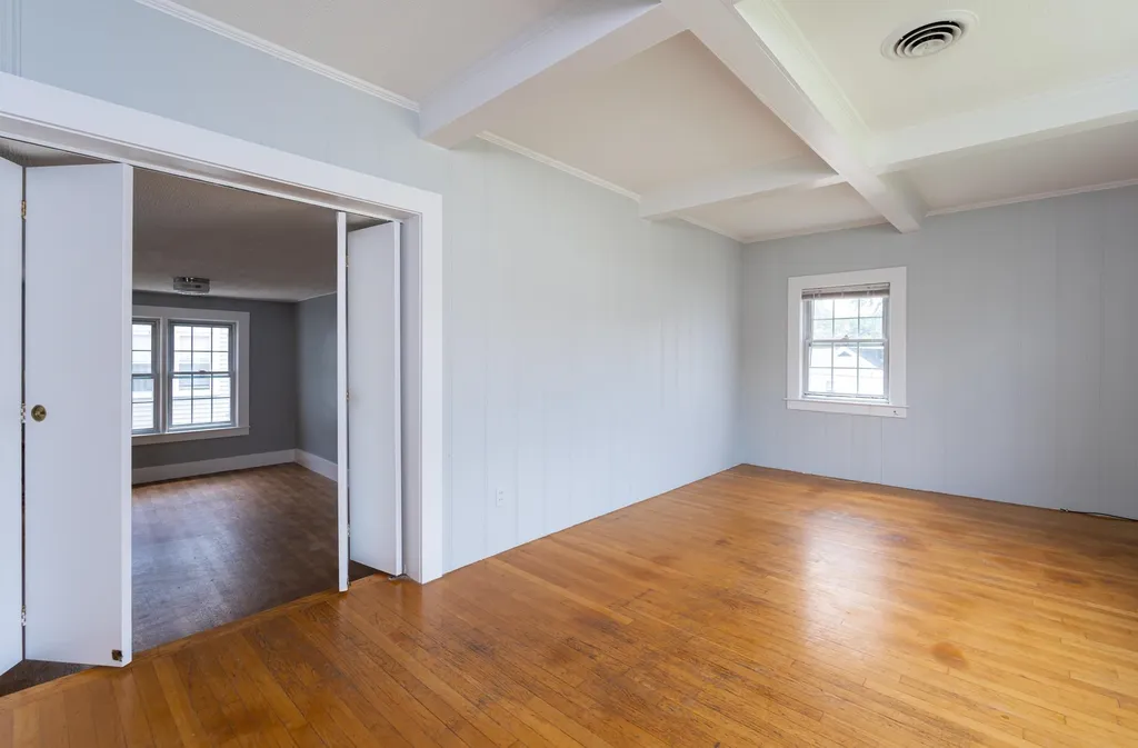 17 Norton Street Nashua NH 03064