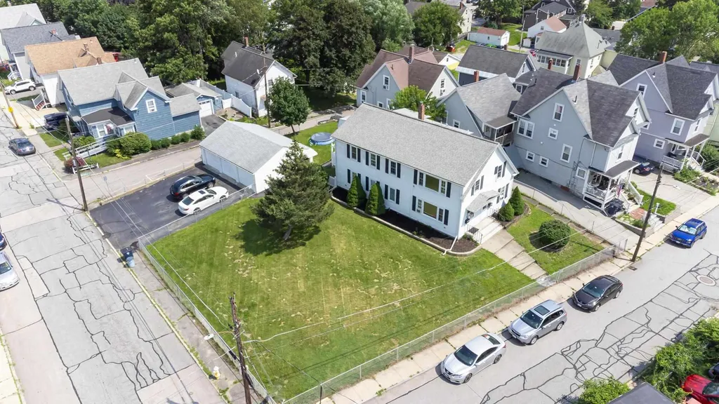 17 Norton Street Nashua NH 03064