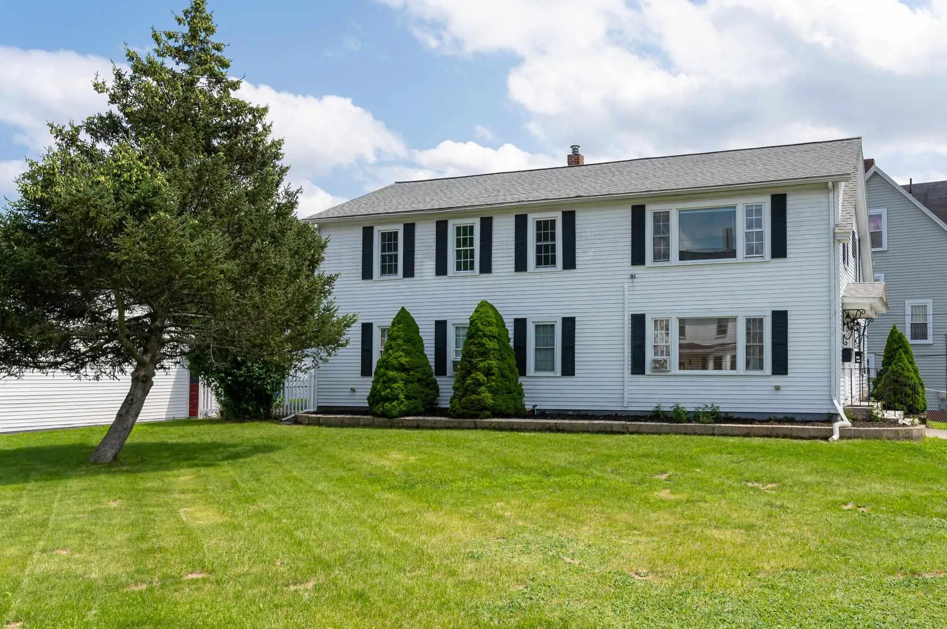 17 Norton Street Nashua NH 03064