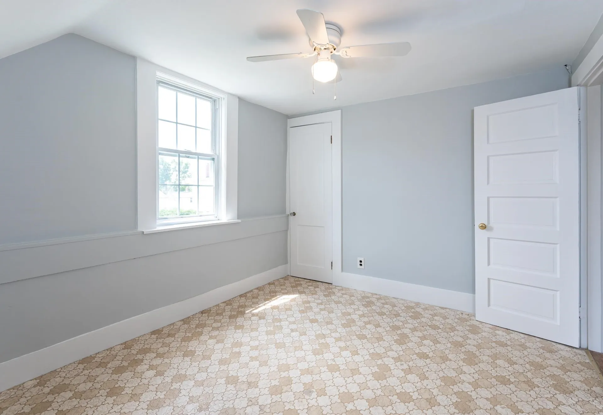 17 Norton Street Nashua NH 03064