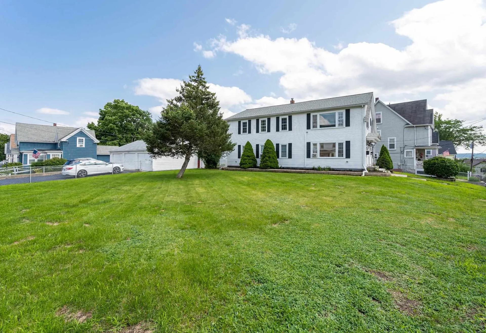 17 Norton Street Nashua NH 03064
