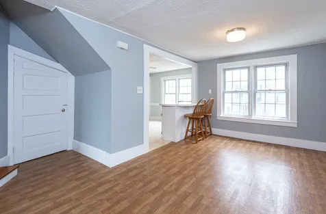 17 Norton Street Nashua NH 03064