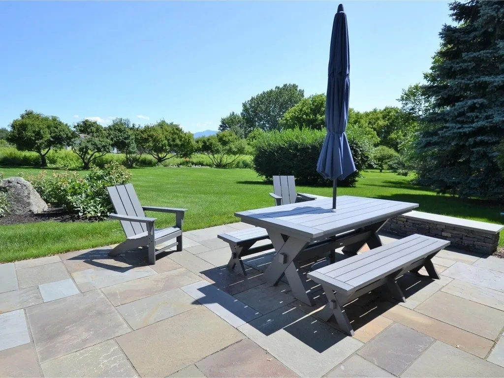 17 Paddock Lane Williston VT 05495
