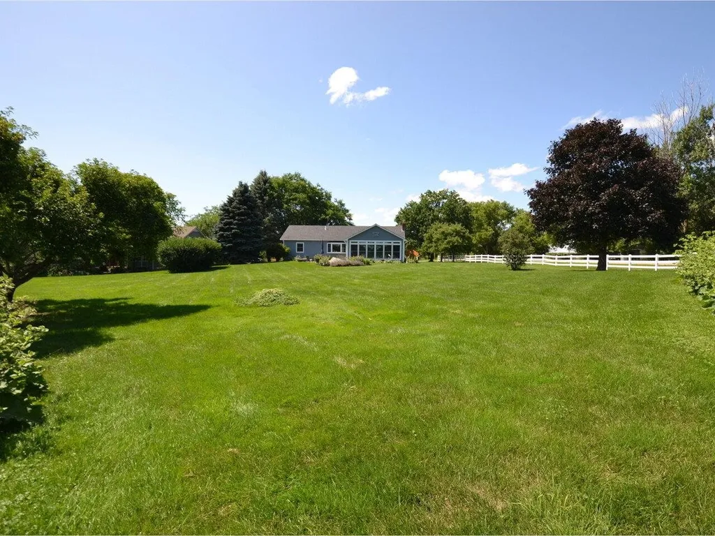 17 Paddock Lane Williston VT 05495