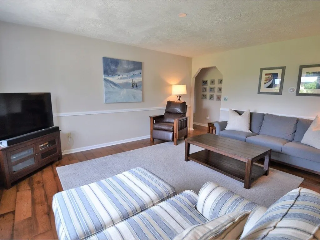 17 Paddock Lane Williston VT 05495